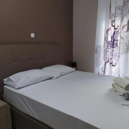 דירה Panos *